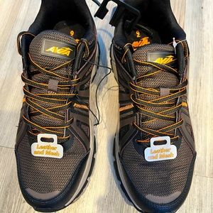 Men’s Size 9 Outdoor Shoes